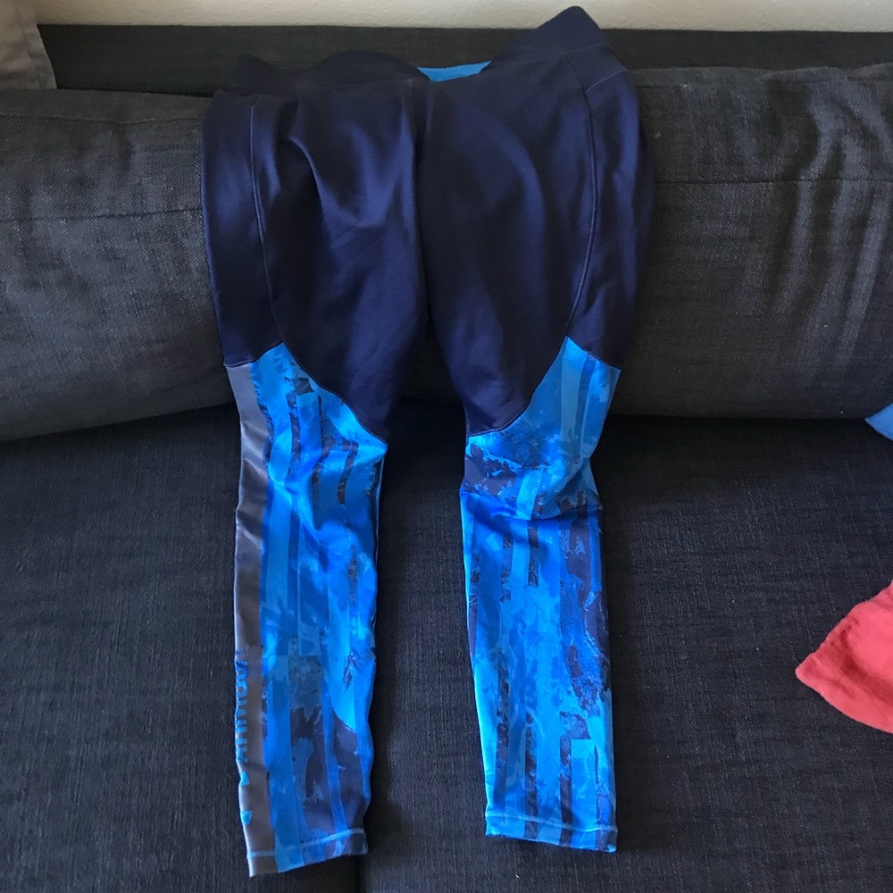 NWOT Under Armour COLD GEAR